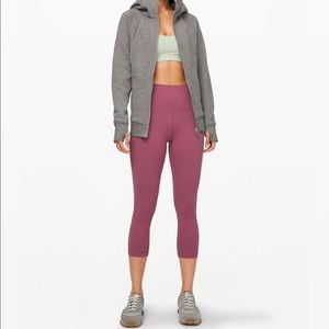 Lululemon Wunder Train High-Rise